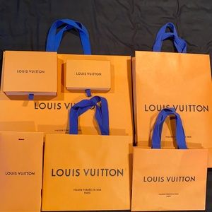[AUTHENTIC] Louis Vuitton Shopping Bags/Box Set